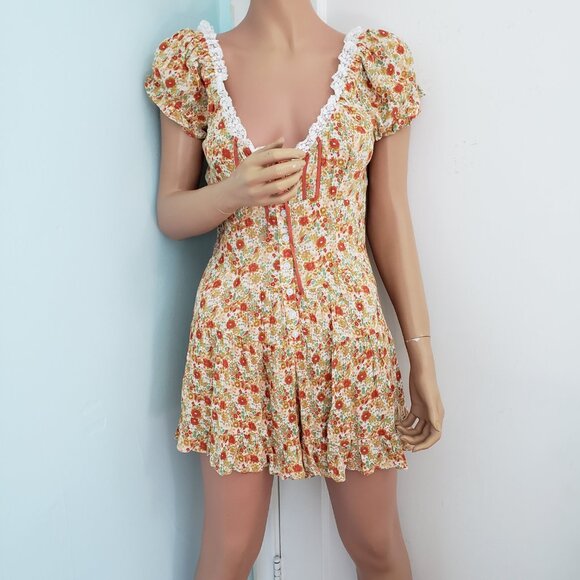 NWT Urban Outfitter Cute jumpsuit. - Picture 15 of 16